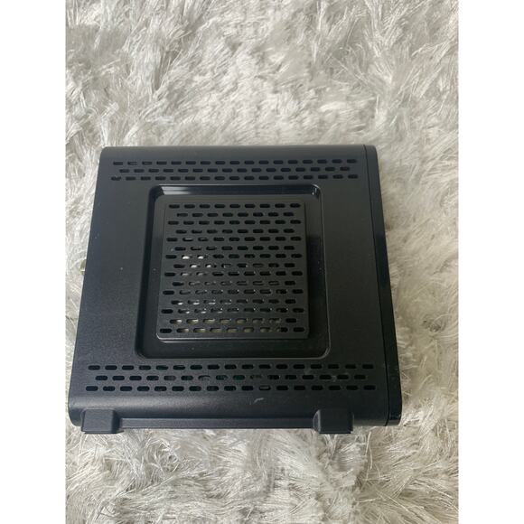 MOTOROLASURFBOARD MODEM 600 SERIES MODEL SB6121 Modem - Picture 3 of 7